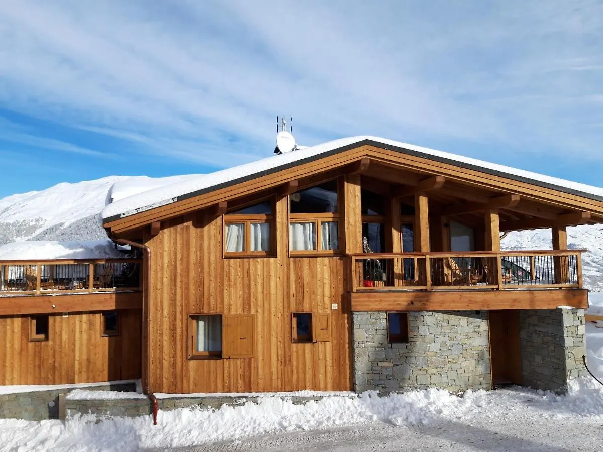 Chalet L'Aulp ラ・プラーニュ